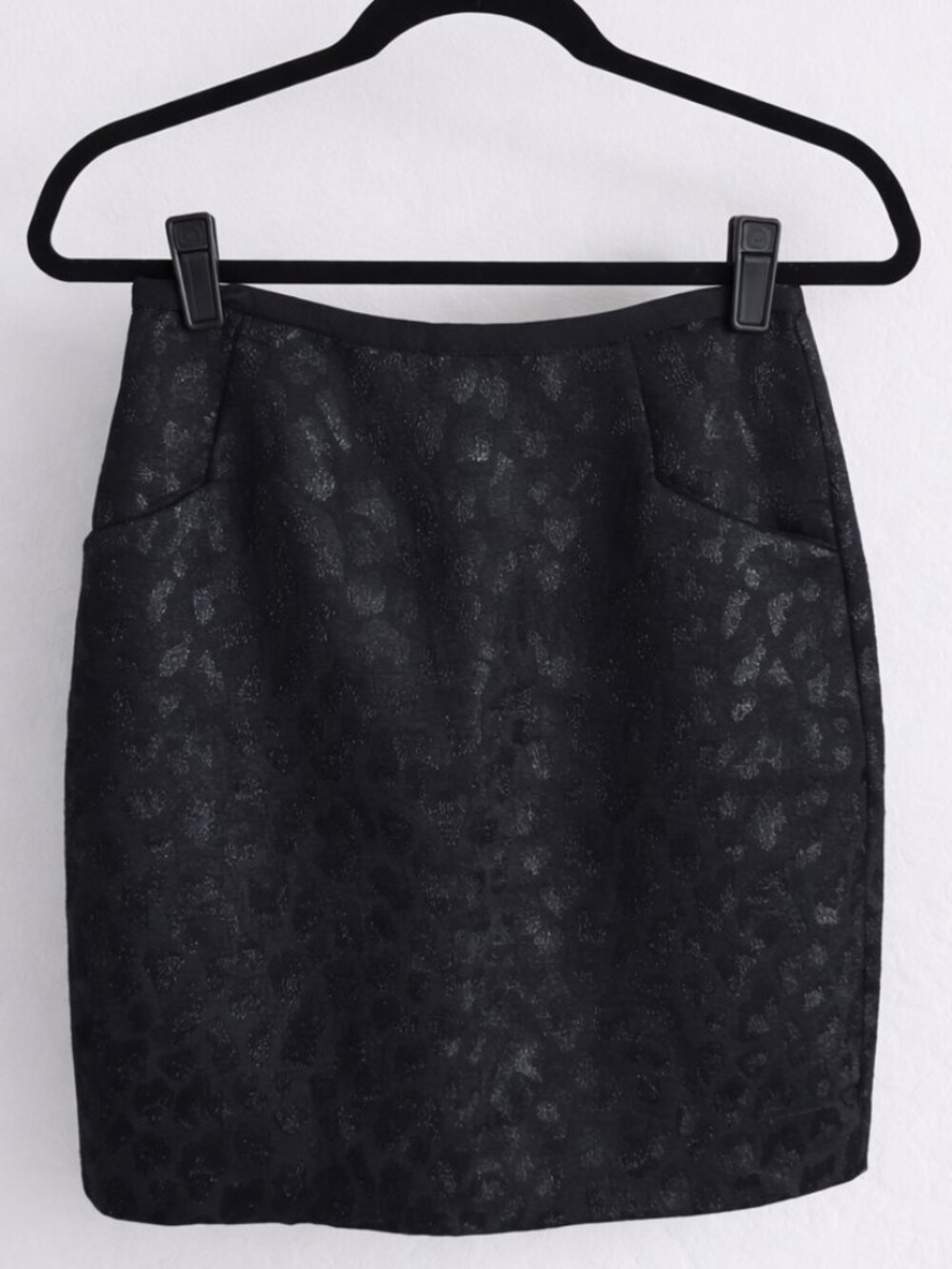 H&M Black Leopard Texture Skirt - Size 6